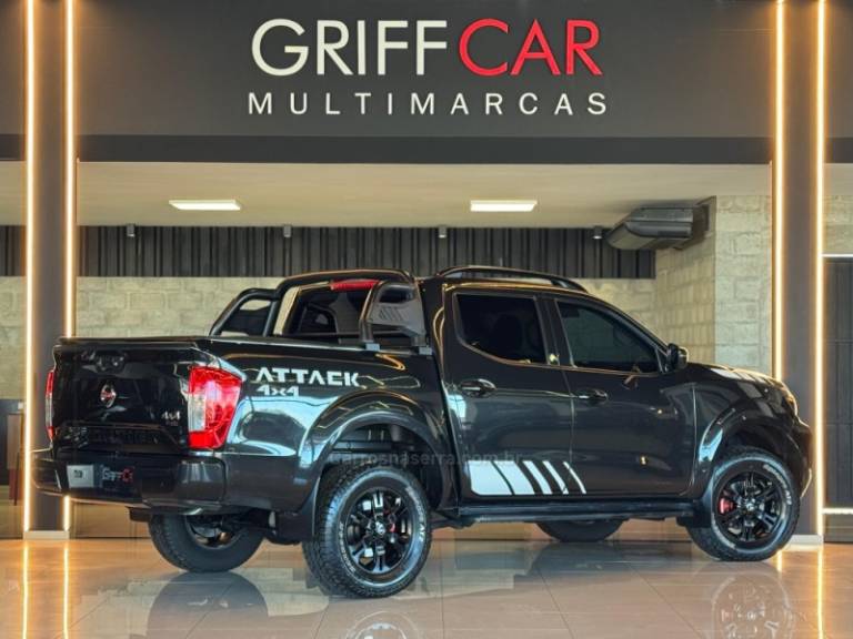 NISSAN - FRONTIER - 2022/2023 - Preta - R$ 183.900,00
