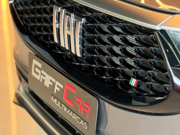 FIAT - FASTBACK - 2022/2023 - Cinza - R$ 116.900,00
