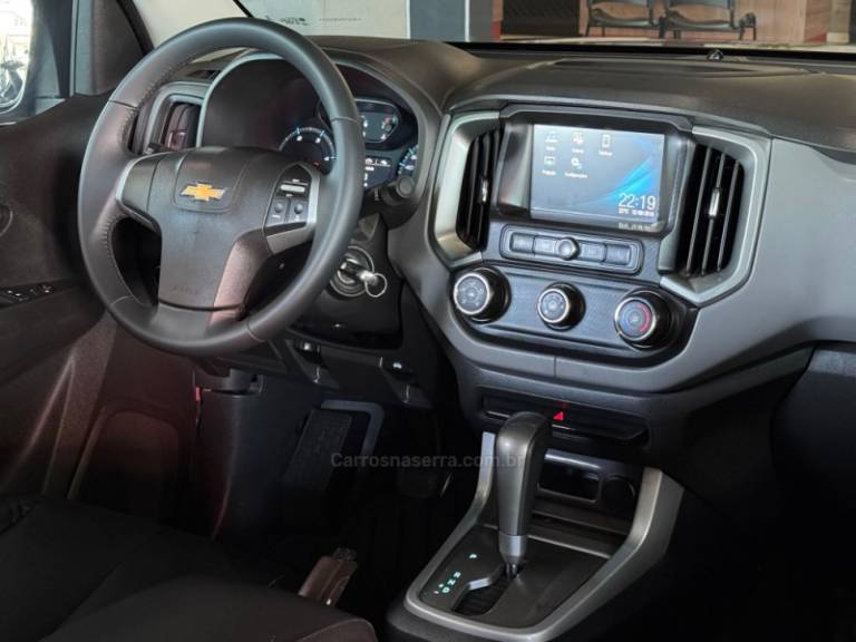 CHEVROLET - S10 - 2016/2017 - Vermelha - R$ 129.900,00