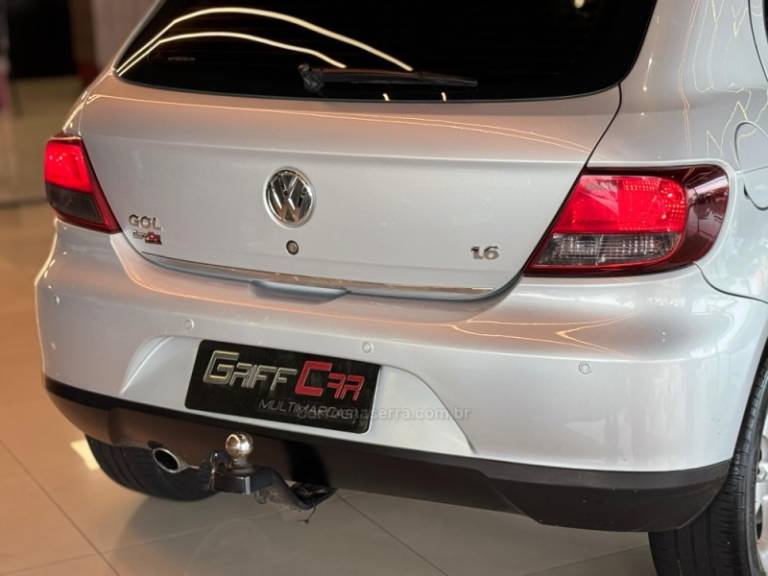 VOLKSWAGEN - GOL - 2010/2011 - Prata - R$ 36.900,00