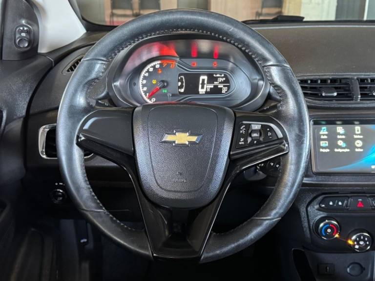 CHEVROLET - PRISMA - 2018/2019 - Preta - R$ 66.900,00
