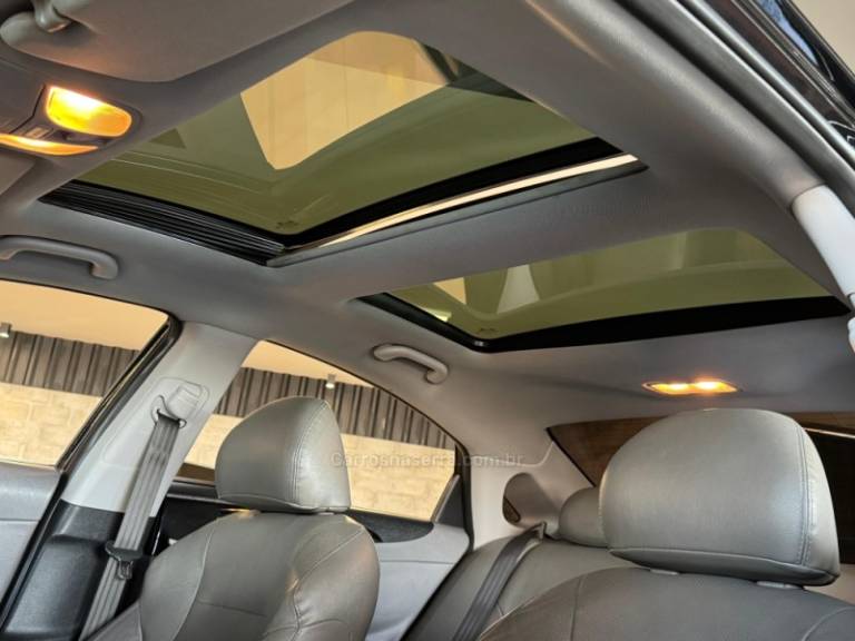 HYUNDAI - SONATA - 2012/2013 - Preta - R$ 73.900,00