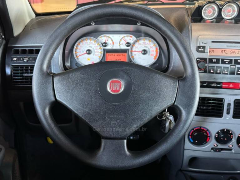 FIAT - PALIO - 2011/2012 - Preta - R$ 44.900,00
