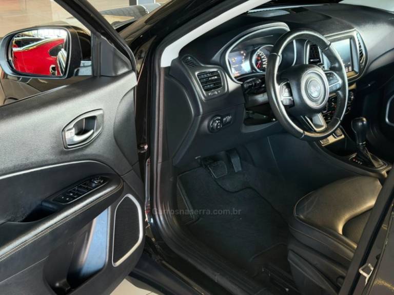 JEEP - COMPASS - 2021/2021 - Preta - R$ 108.900,00