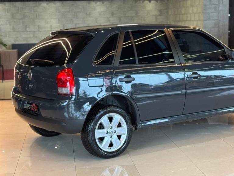 VOLKSWAGEN - GOL - 2008/2008 - Cinza - R$ 24.900,00