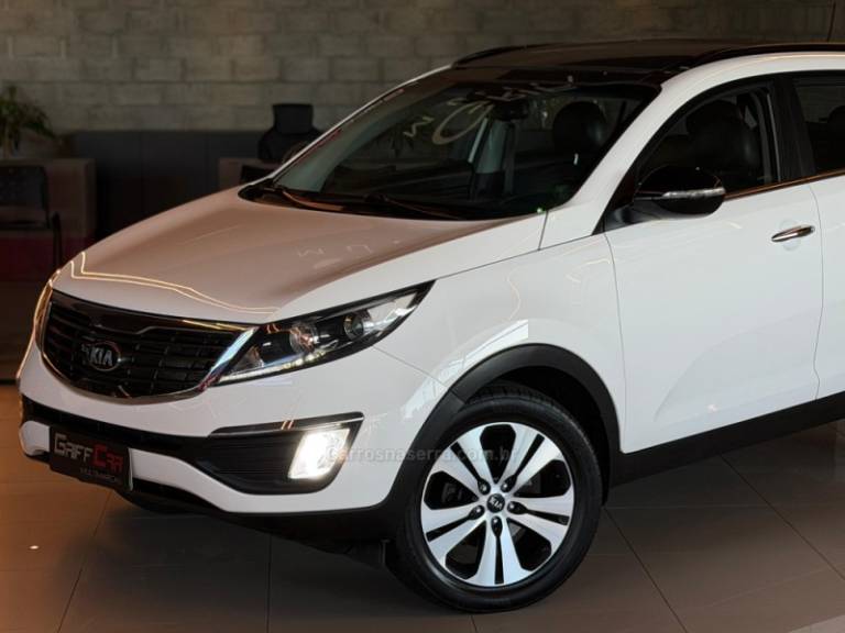KIA MOTORS - SPORTAGE - 2013/2014 - Branca - R$ 87.900,00