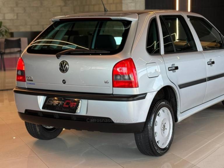 VOLKSWAGEN - GOL - 2003/2003 - Prata - R$ 39.900,00