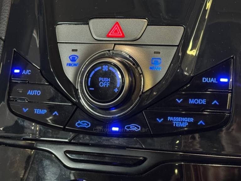 HYUNDAI - AZERA - 2013/2013 - Branca - R$ 89.900,00