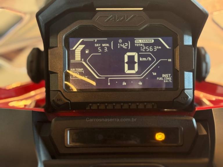 HONDA - ADV 150 - 2023/2024 - Vermelha - R$ 23.900,00