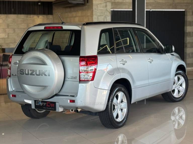 SUZUKI - GRAND VITARA - 2011/2012 - Prata - R$ 54.900,00