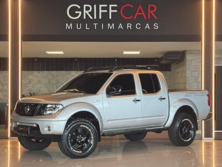 NISSAN - FRONTIER - 2011/2012 - Prata - R$ 96.900,00