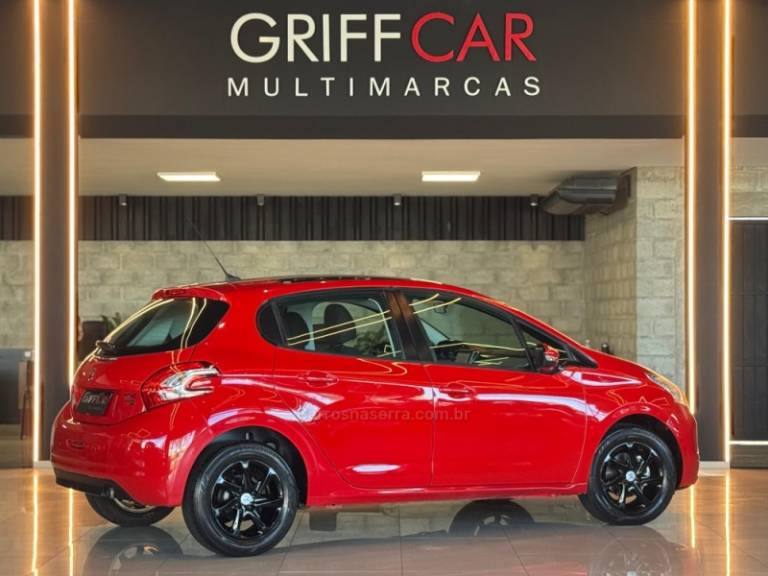 PEUGEOT - 208 - 2014/2015 - Vermelha - R$ 45.900,00