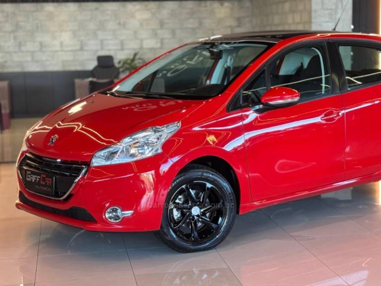 PEUGEOT - 208 - 2014/2015 - Vermelha - R$ 45.900,00