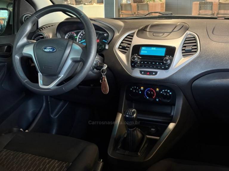 FORD - KA - 2019/2020 - Branca - R$ 54.900,00