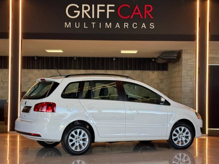 VOLKSWAGEN - SPACEFOX - 2012/2013 - Branca - R$ 43.900,00