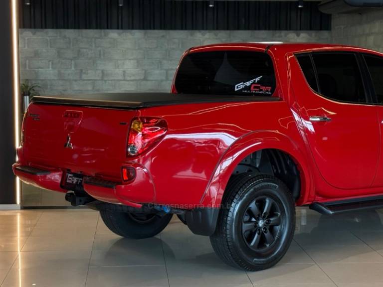MITSUBISHI - L200 TRITON - 2012/2012 - Vermelha - R$ 109.900,00