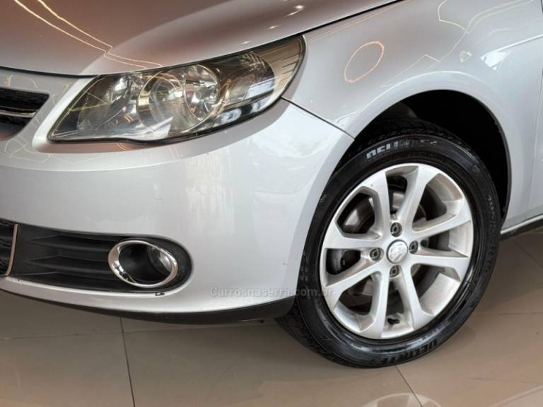 VOLKSWAGEN - GOL - 2010/2011 - Prata - R$ 36.900,00