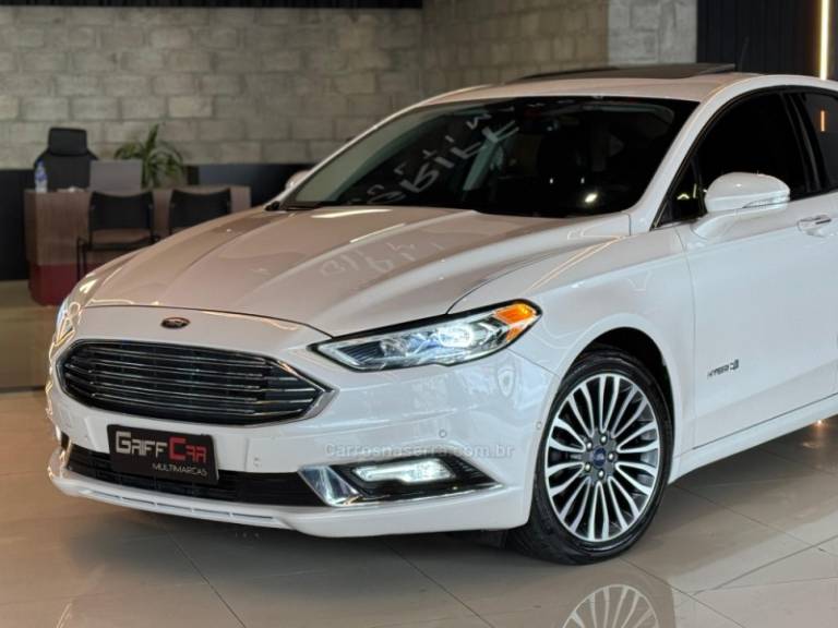 FORD - FUSION - 2018/2018 - Branca - R$ 89.900,00