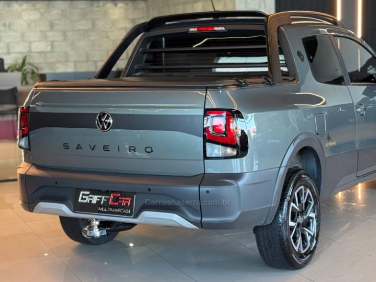 VOLKSWAGEN - SAVEIRO - 2024/2025 - Cinza - R$ 117.900,00