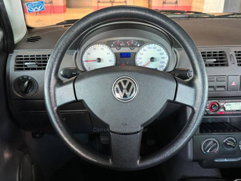 VOLKSWAGEN - GOL - 2003/2003 - Prata - R$ 39.900,00