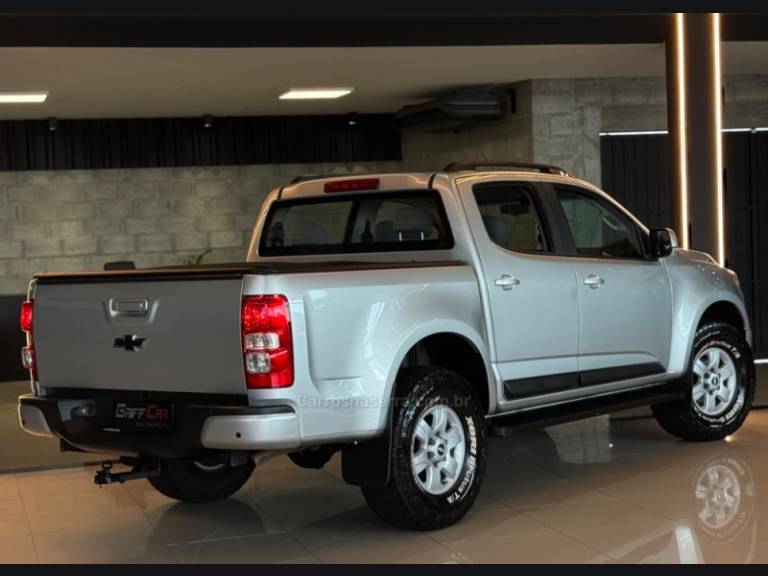 CHEVROLET - S10 - 2014/2014 - Prata - R$ 104.900,00